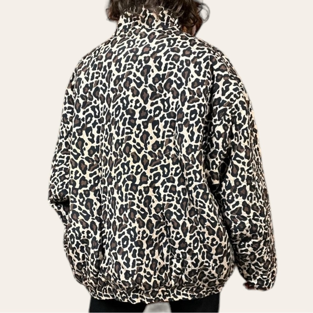 The Icing Vintage 80s Silk Animal Print Cheetah Quilted Puffer Bomber Jacket - Picture 3 of 13